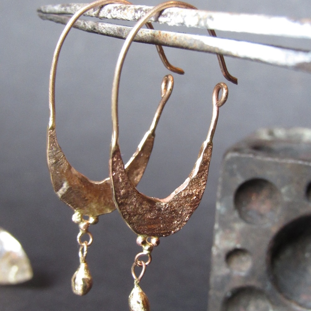 14K solid Gold Dangle Earrings. yellow gold earrings with a unique design.